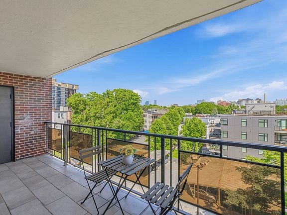4th image of 30 Stearns Rd APT 505