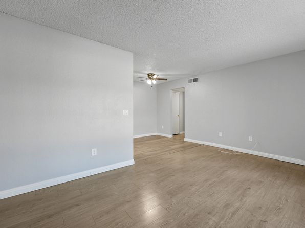 2910 Canyon Crest Dr APT 16