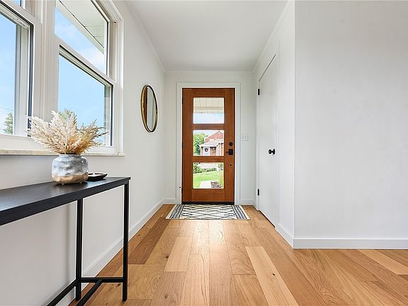 4th image of 9120 Plateau Dr