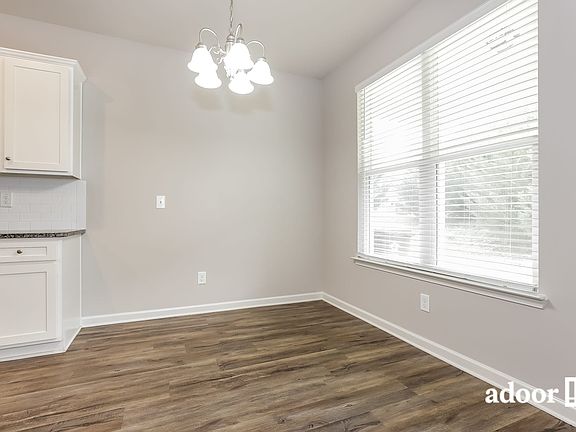 5th image of 1339 Bass Ln