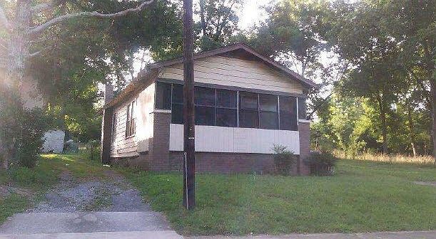 2nd image of 3737 4th St W