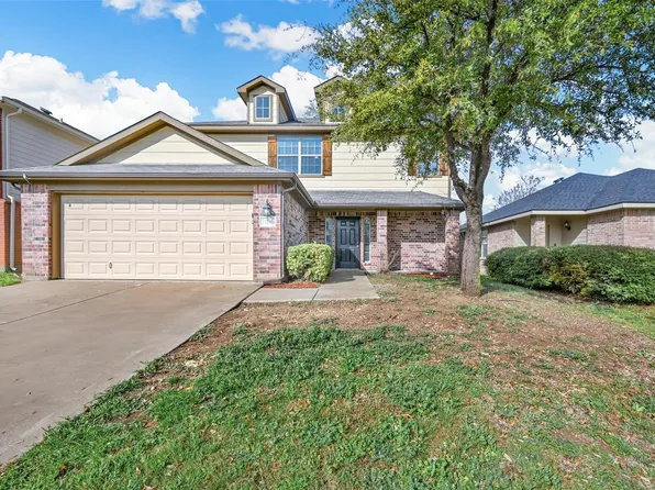 7105 Kickapoo Dr, Fort Worth, TX 76179