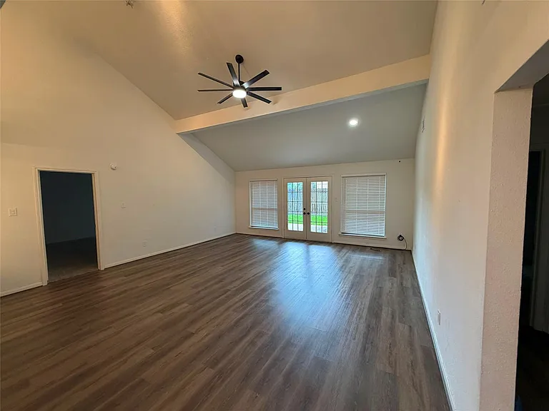 2644 Hadley Cir — Photo 22