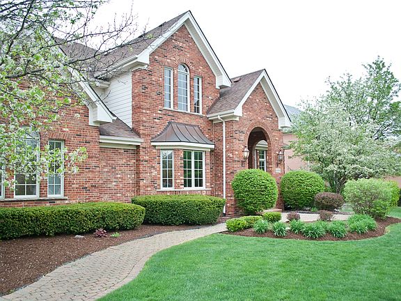 2nd image of 1600 Darien Club Dr