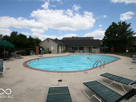3rd image of 1149 Canterbury Sq S #1149