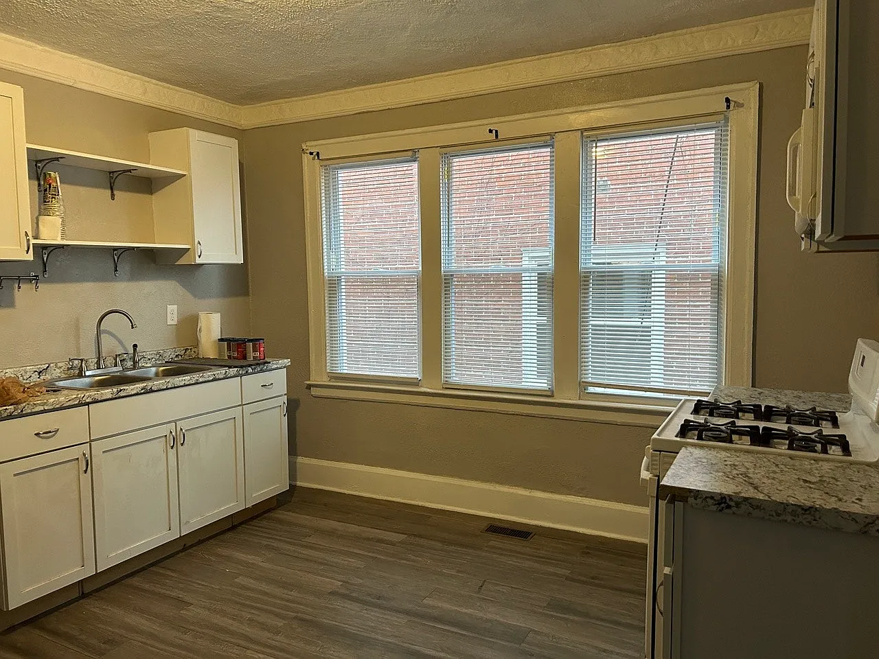 4207 Devonshire Road, Unit 4205 — Photo 2