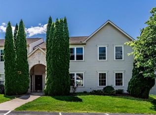 128 Hiddenwood Dr, Harrisburg, PA 17110