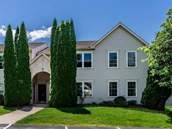 128 Hiddenwood Dr, Harrisburg, PA 17110