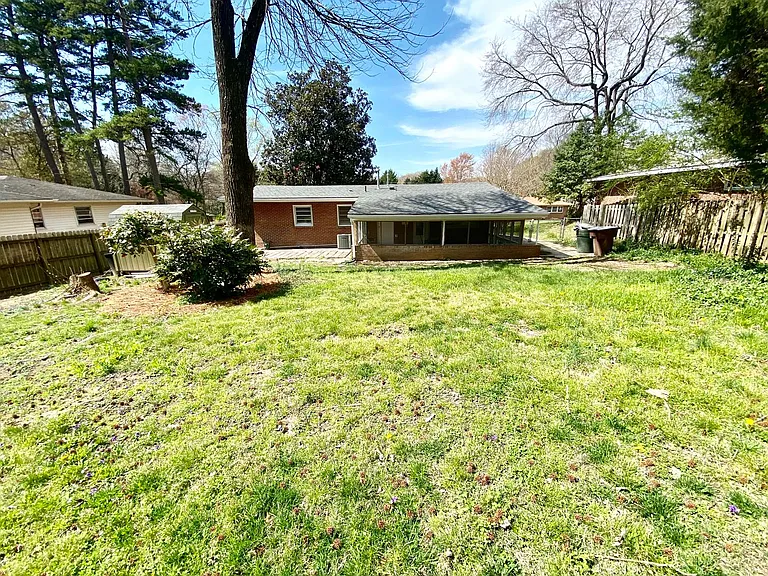 3106 Canterbury St — Photo 12