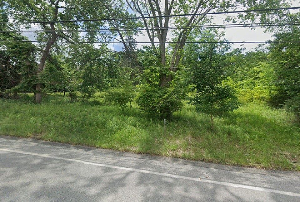 2nd image of 6014 Saltsburg Rd