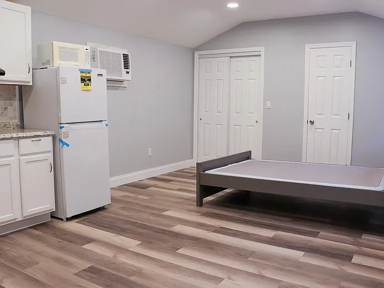 3008 Nicholson Dr — Photo 3