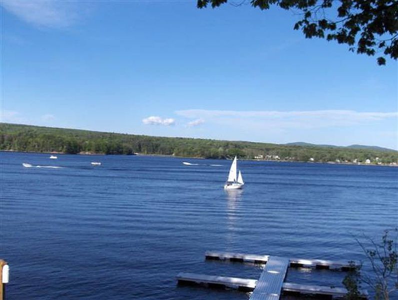 3rd image of 3B LAKESIDE Circle