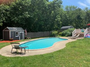 12 Blueberry Hill Dr, Spencer, MA 01562