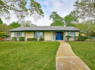 512 Monticello Ct, Garland, TX 75043