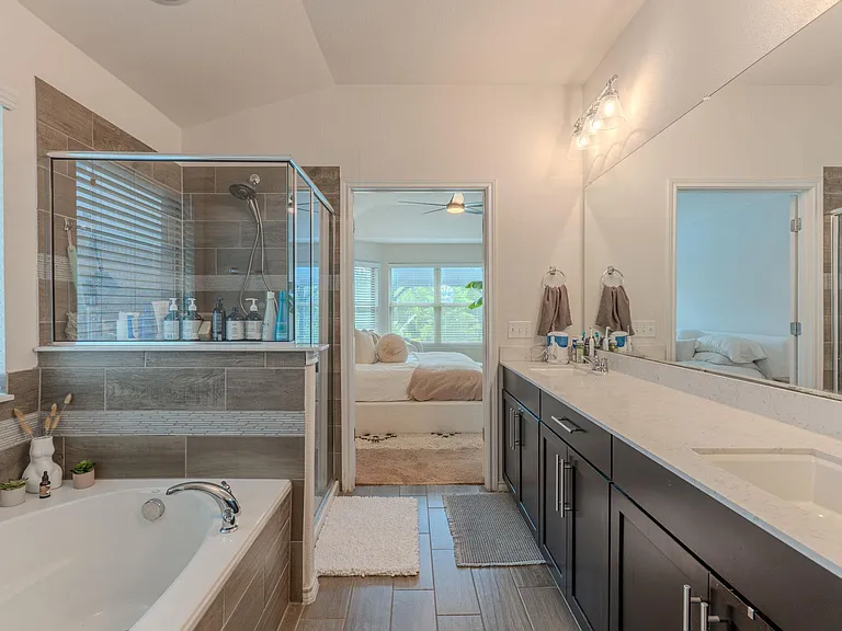 11813 Arran St — Photo 18