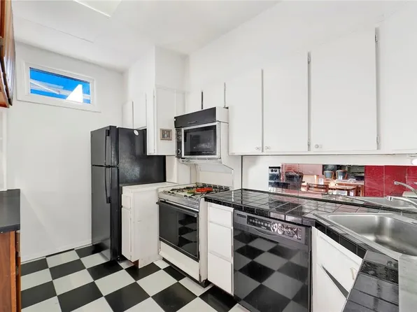 370 85th Street image 25 of 36