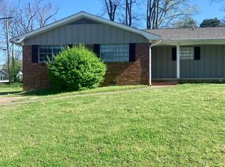 7521 Leemont Dr, Chattanooga, TN 37421