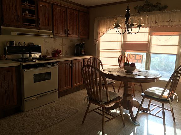 2nd image of 5680 Manistee Dr NE