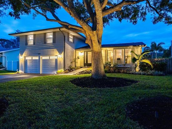 5510 Venetian Blvd NE, Saint Petersburg, FL 33703