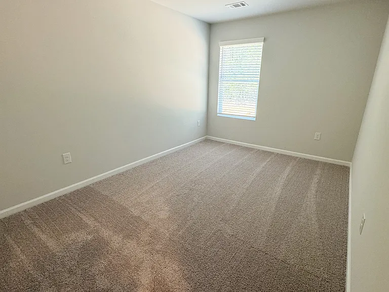 288 Oakwood Dr — Photo 6