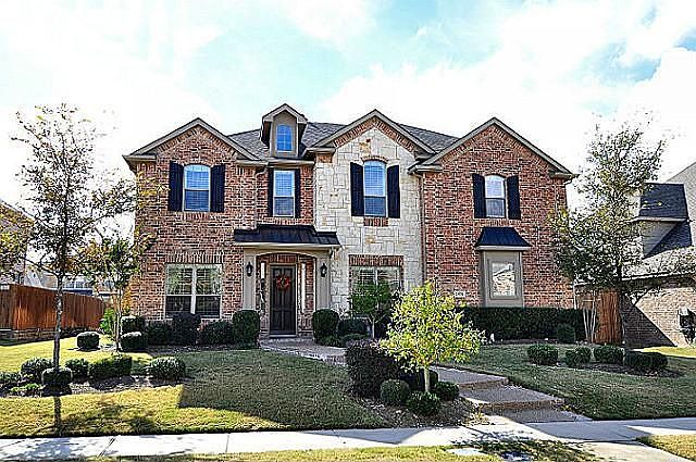 1st image of 15151 Woodbluff Dr