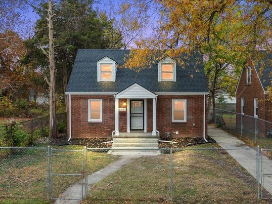 18689 Winthrop St, Detroit, MI 48235