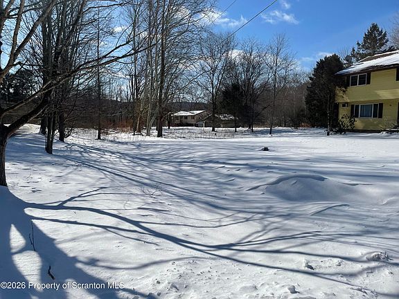 3rd image of 2752 Evergreen Dr