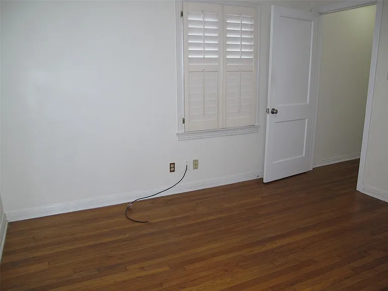 5125 Locust St — Photo 11