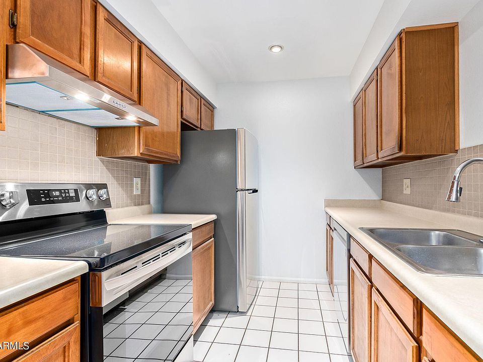 1st image of 10610 S 48th Street #2101