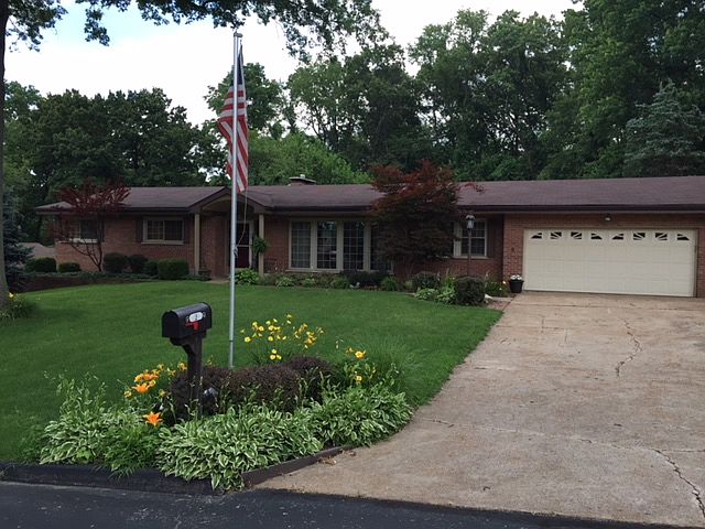 1st image of 2 Lomond Dr