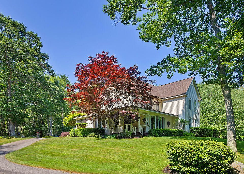 1st image of 23 Elizabethan Drive
