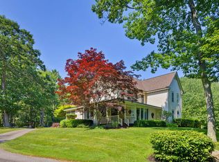 23 Elizabethan Drive, Kennebunkport, ME 04046
