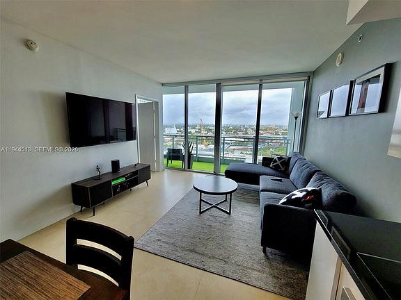 2nd image of 92 SW 3rd St APT 1808