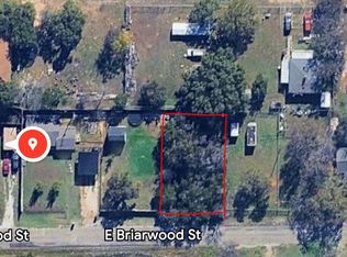 2717 E Briarwood St, Granbury, TX 76048