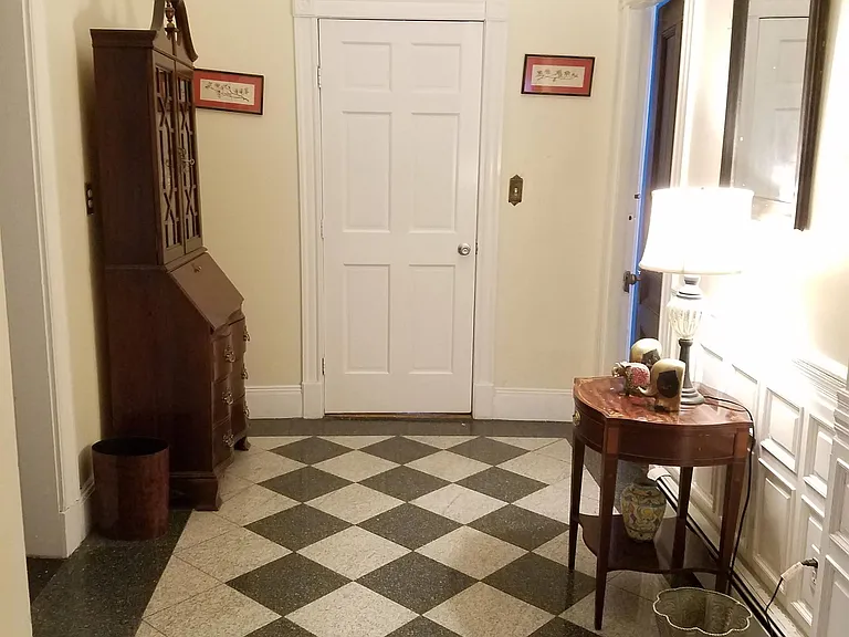 14 Hillside St — Photo 39