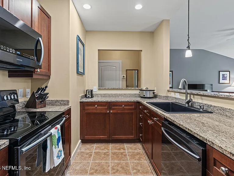 945 Registry Blvd #313 — Photo 8