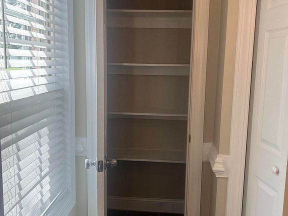 3rd image of 2051 Cambria Dr #A