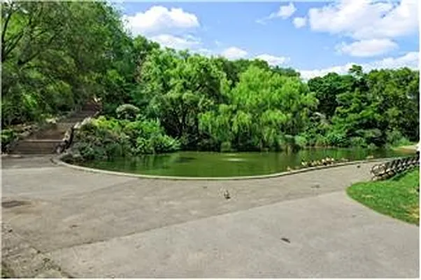 Sold by Nest Seekers International | media 30