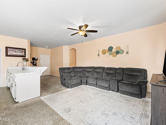 4th image of 1213 Bachelor St