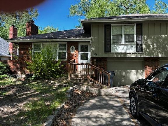 3rd image of 1508 E Sheridan St