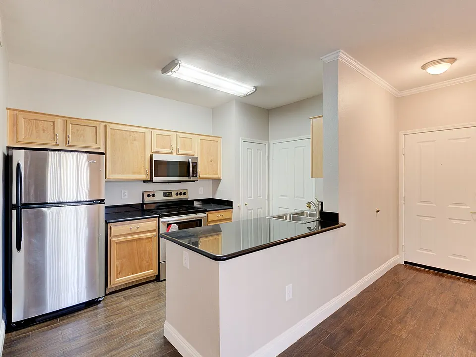 2900 Sunridge Heights Pkwy #1613