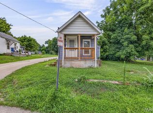 310 Moore St, Festus, MO 63028