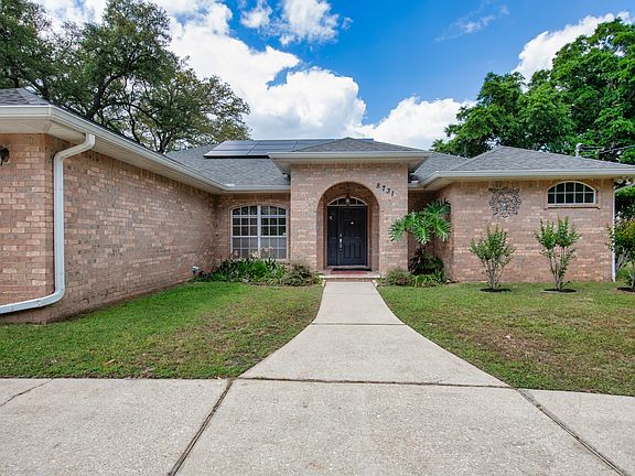 3rd image of 8731 Thunderbird Dr