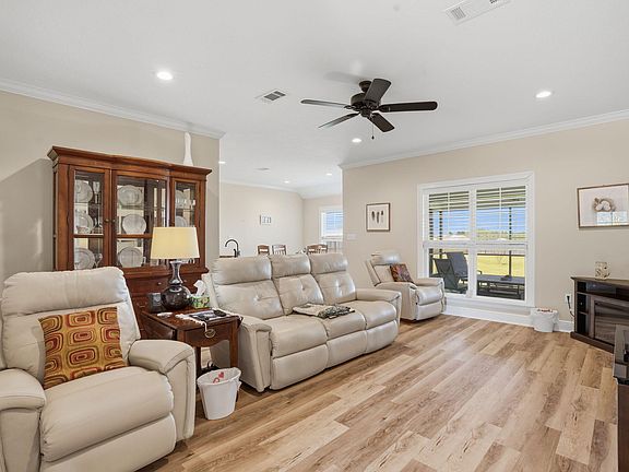 5th image of 369 Luther Lee Rd