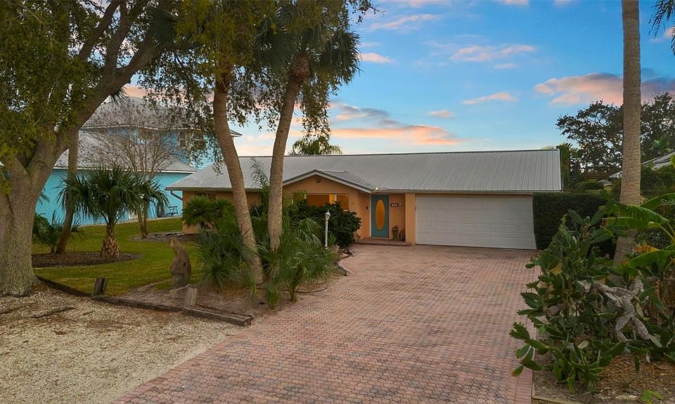1st image of 33 CUNNINGHAM DRIVE