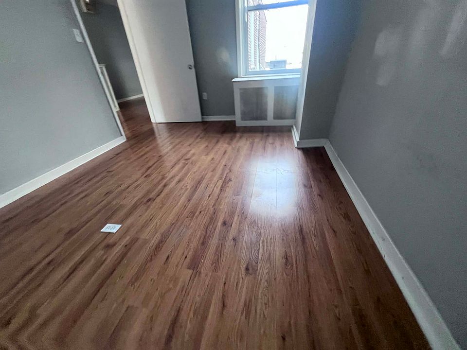 1st image of 26 Ardmore Ave Floor 2
