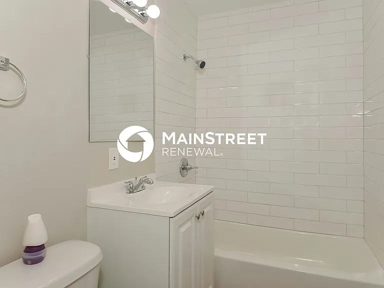 Main Bathroom