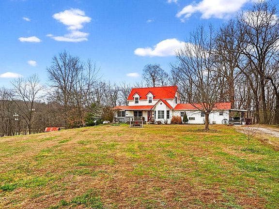 5th image of 1521 Sam Gilliland Rd