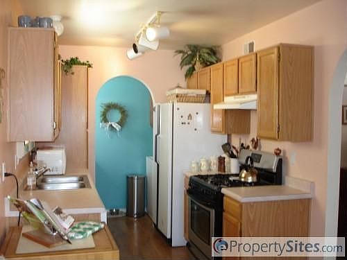 5th image of 5405 Valentino St NW