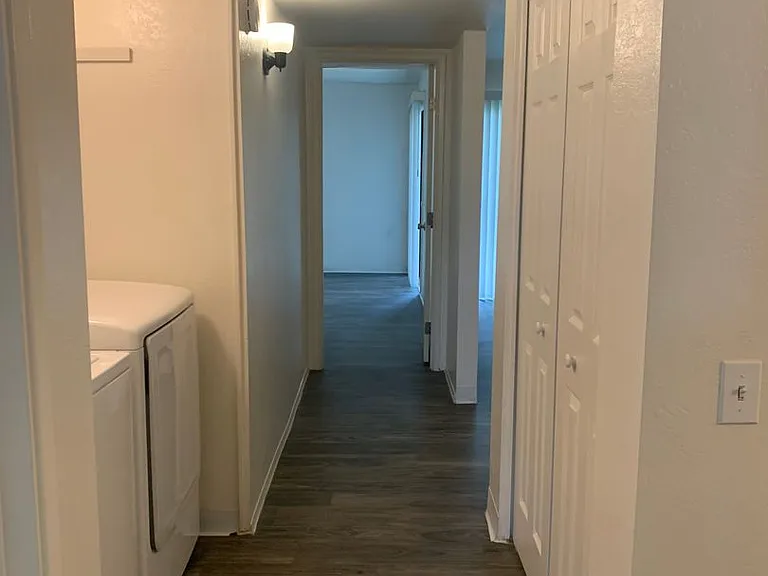 Taylor Heights Apartments — Photo 44